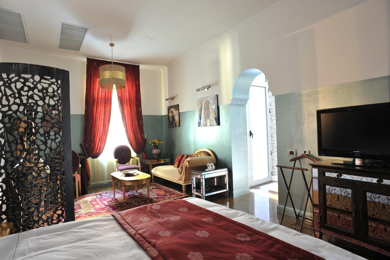 Hotel Boutique Vila Arte Bukarest Zimmer foto